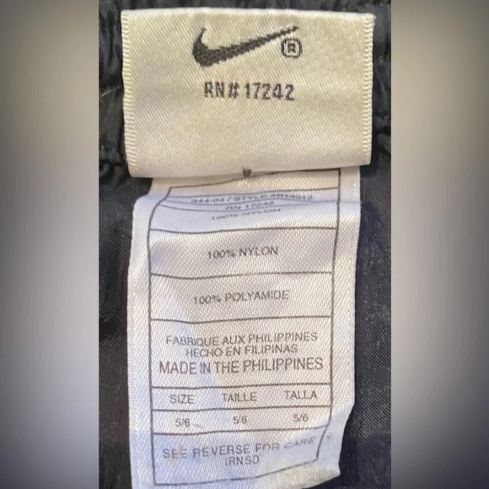 Vintage Nike Youth Size 5/6 Unisex Black Nylon Joggers With Ankle Zippers‎